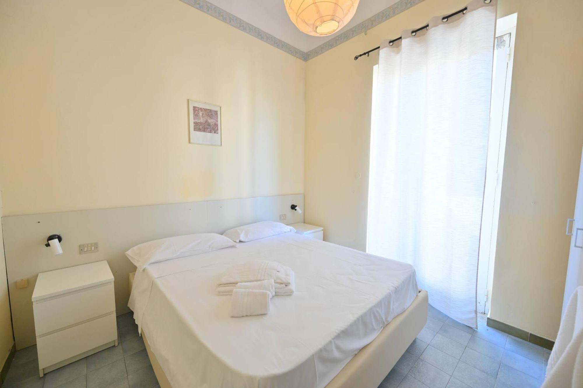 Villa Diana - Beach & Rooms Isquia Exterior foto