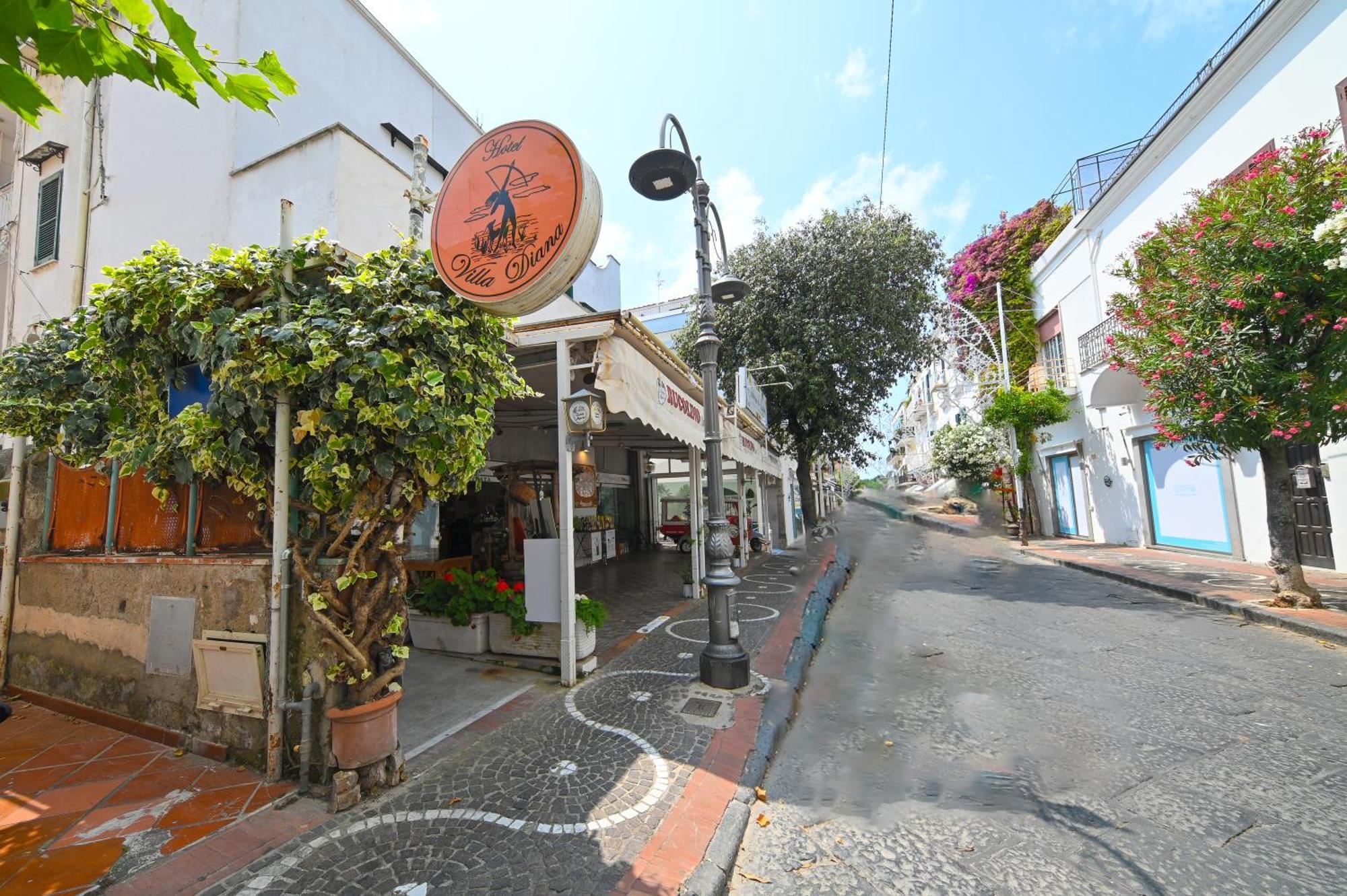 Villa Diana - Beach & Rooms Isquia Exterior foto